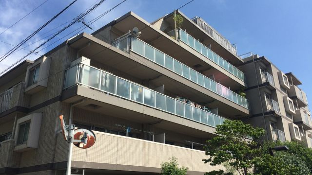 レーベンハイム池袋本町ルクサージュの外観