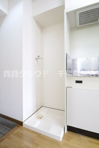 大塚ビル2の洗面所|脱衣スペースもあります