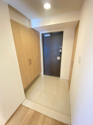 【玄関】 | プレサンスロジェ緑地公園EWEST