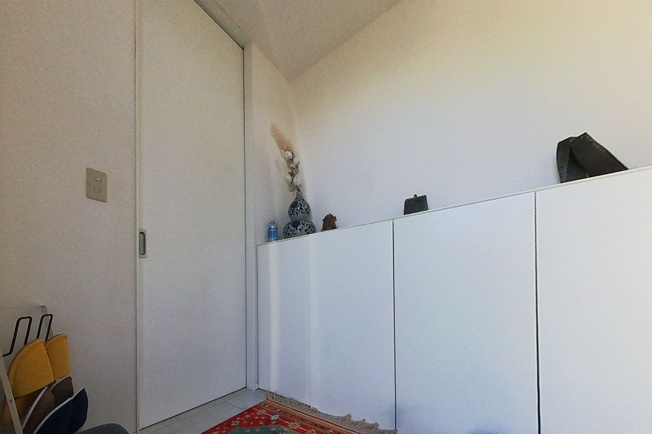 【玄関】 | 糸島市川原　戸建て | 収納力に優れた玄関でいつでも片付いた状態でお客様を迎えられます