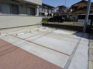 ★敷地内駐車場★（有料・要空き確認）