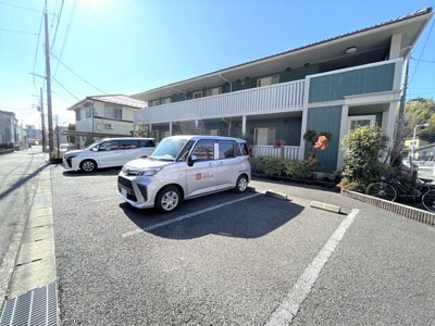 ★敷地内駐車場★（有料・要空き確認）