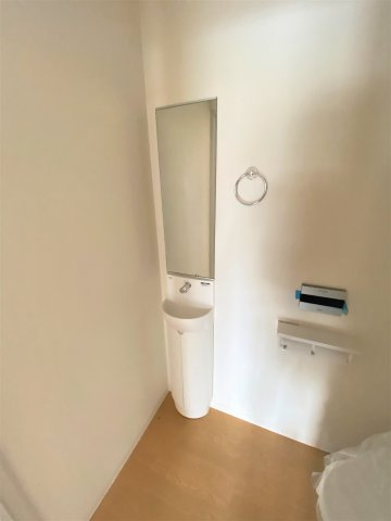 ピボット東浦駅前コートAの独立洗面台