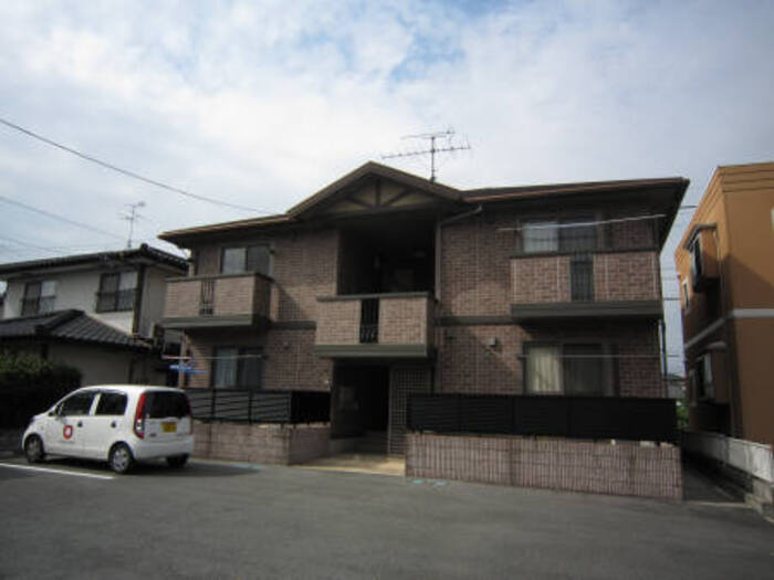 合志市須屋のアパートの外観