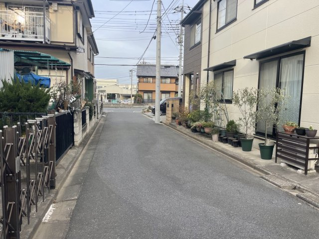 深谷市東方　中古戸建の前面道路含む現地写真|現地前面道路（2023年12月19日）撮影