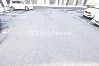 【駐車場】 | ドミソレイユⅢ