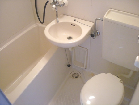 ラフォーレ助松の浴室|お風呂で日々の疲れを落としましょう