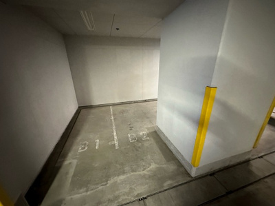 【その他共用部分】 | ルアナガーデン新百合 | 地下バイク置き場を完備しています！バイクをお持ちの方にオススメです♪