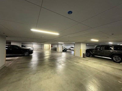 【駐車場】 | ルアナガーデン新百合 | いつでも目の届く敷地内に駐車場があります♪地下なので、雨の時の乗り降りもらくらく♪