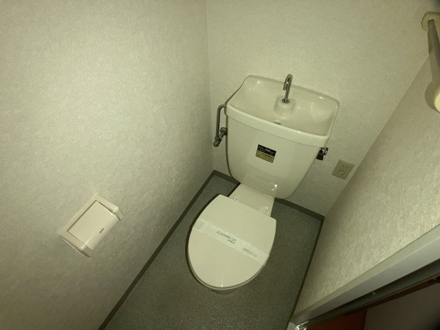 ライトコート国府台Ⅲのトイレ