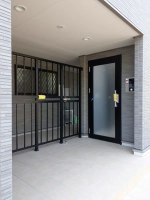 【エントランス】 | セキュリティ・アパートメントⅠ