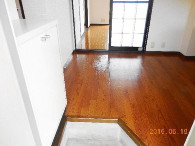 【玄関】 | ヴァンキャトル