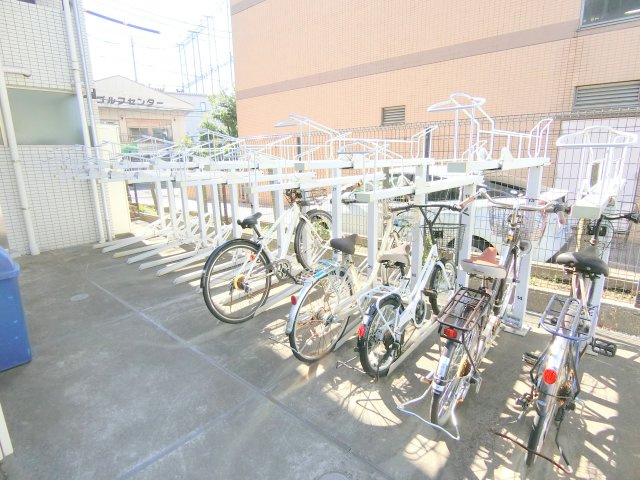 プレールドゥーク多摩川のその他共用部分|駐輪場