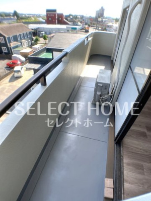 【バルコニー】 | ジャンティ | 暖かな日差しのふりそそぐバルコニー同型タイプ