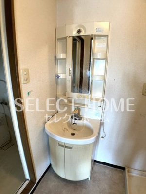 【独立洗面台】 | ジャンティ | 朝の支度にも助かる、独立の洗髪洗面化粧台同型タイプ