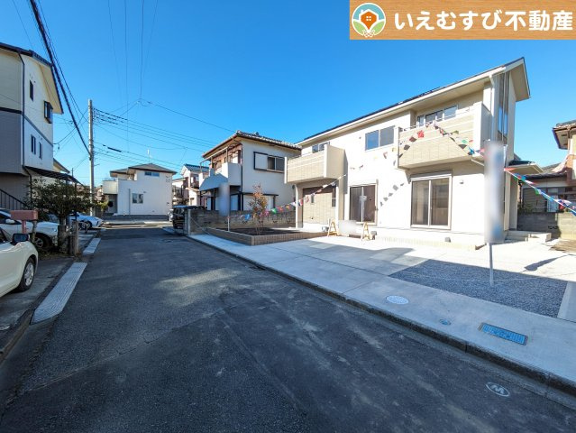 BLOOMING GARDEN　熊谷市石原の前面道路含む現地写真|前面道路含む現地写真です