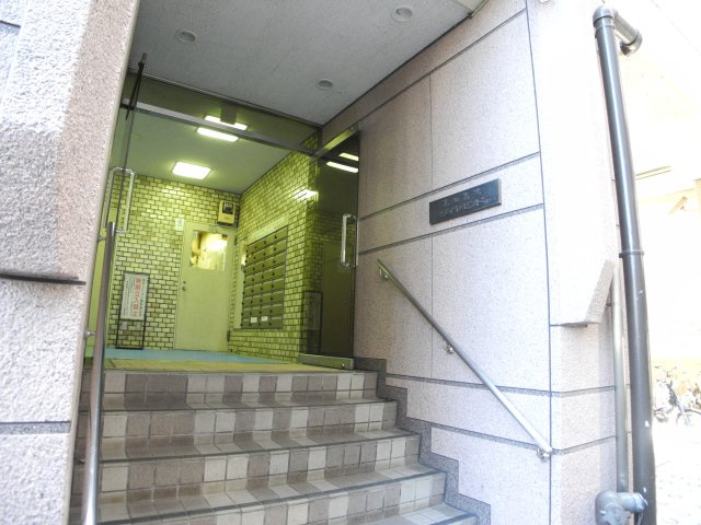高田馬場ダイヤモンドマンションのエントランス