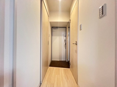 【玄関】 | ACT DOORS 天六