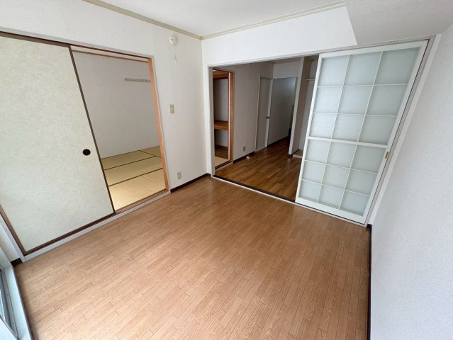 ライトコート国府台Ⅰの居間・リビング