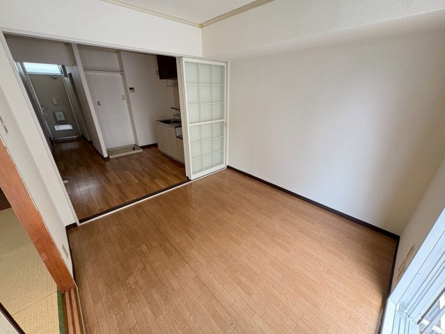 ライトコート国府台Ⅰの居間・リビング