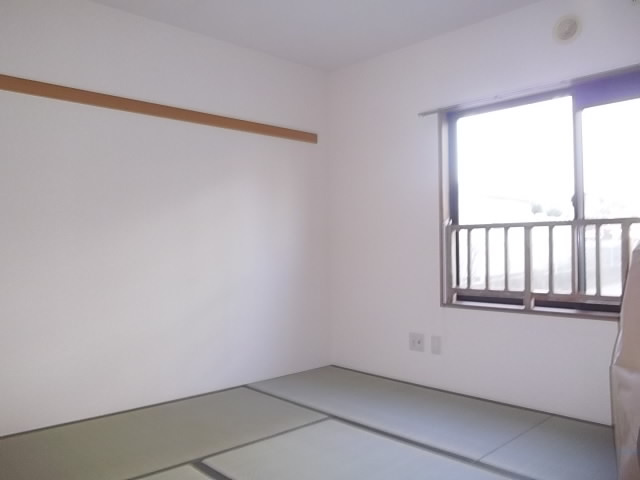 ノーブルハイツ市川菅野２号棟の和室