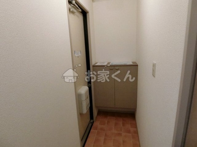 【玄関】 | オーク東須磨 | シューズボックス付き玄関(別のお部屋の写真です)