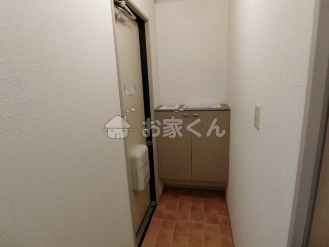 【玄関】 | オーク東須磨 | シューズボックス付き玄関(別のお部屋の写真です)
