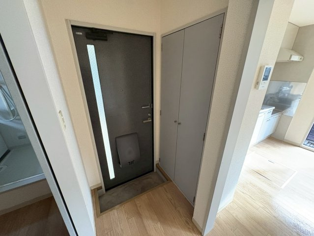 ストークハイムＢ棟の玄関