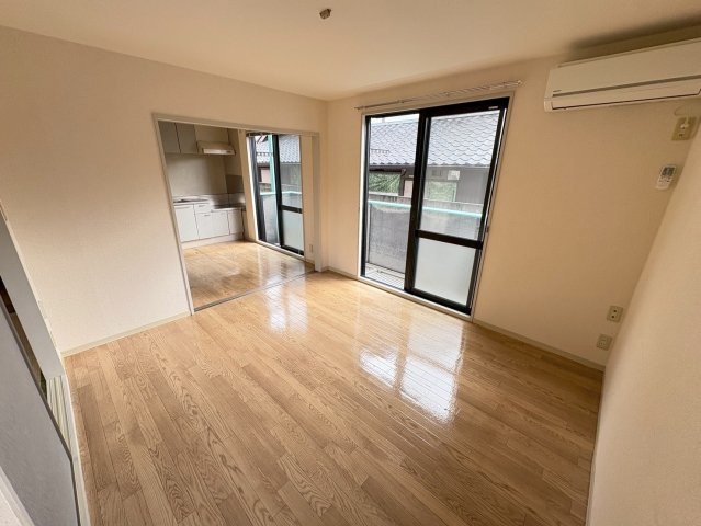 ストークハイムＢ棟の居間・リビング