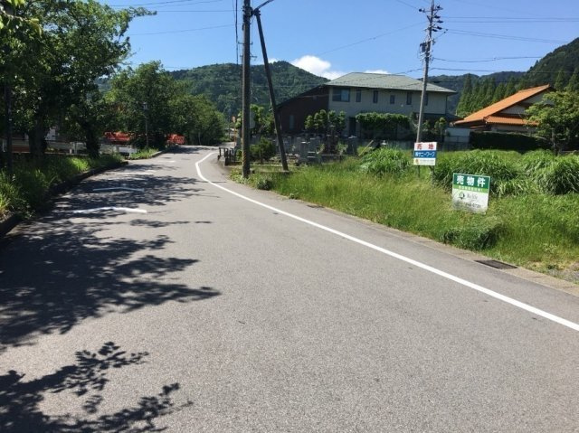 【商談中】売土地　不破郡垂井町宮代　101.57坪の前面道路含む現地写真