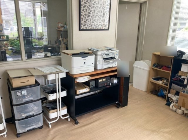 中古戸建　大垣市中川町４丁目　昭和59年築の洋室|事務所としてご利用頂けます