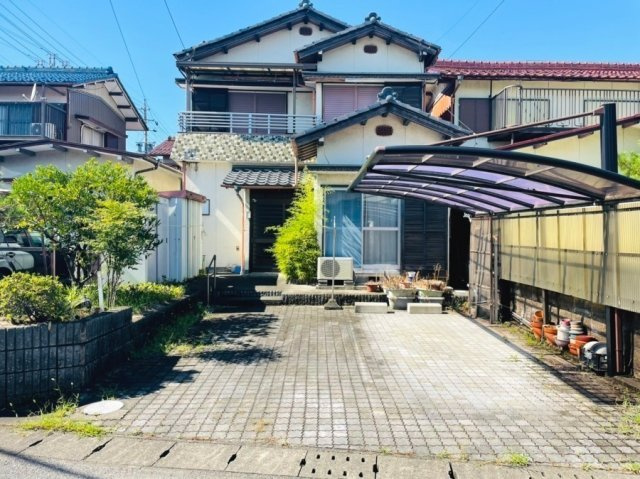 【商談中】中古戸建　大垣市三津屋町1丁目　昭和51年築の外観|現地（2023年8月12日）撮影