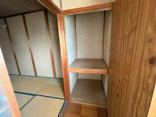 【商談中】中古戸建　大垣市三津屋町1丁目　昭和51年築の収納