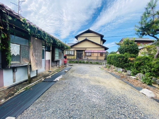 中古戸建　大垣市林町7丁目　平成8年築　平屋建ての駐車場|現地（2023年10月2日）撮影