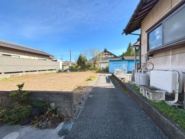 売土地　揖斐郡池田町六之井　40.83坪の前面道路含む現地写真|現地(2025年11月6日)撮影