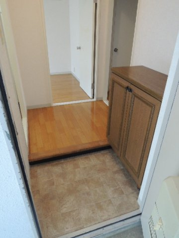 イミグランドⅢの玄関|写真は103号室【イミグランドⅢ】