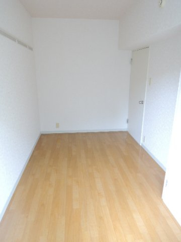 イミグランドⅢの洋室|写真は103号室【イミグランドⅢ】