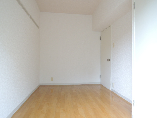 イミグランドⅢの洋室|写真は103号室【イミグランドⅢ】