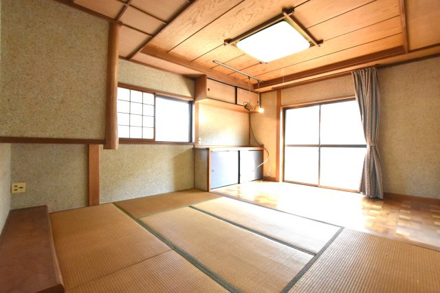 中古戸建　大垣市八島町　昭和44年築の和室|2階和室