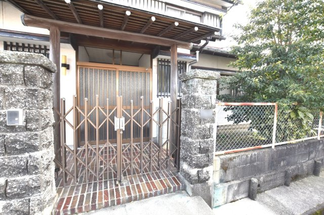 中古戸建　大垣市八島町　昭和44年築の玄関|玄関