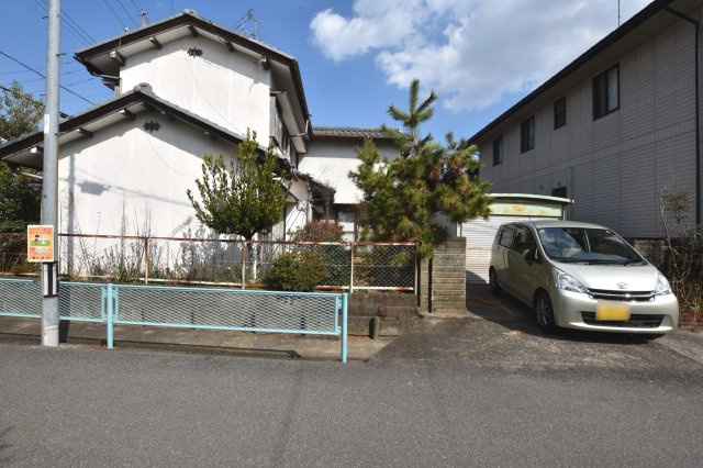 中古戸建　大垣市八島町　昭和44年築の駐車場|駐車場