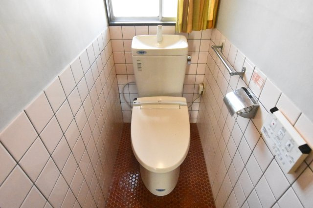 中古戸建　大垣市八島町　昭和44年築のトイレ|トイレ