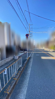 【前面道路含む現地写真】