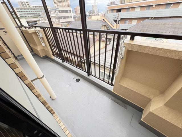 あとらす市川のバルコニー