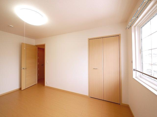 アルドールの洋室|明るい洋室です