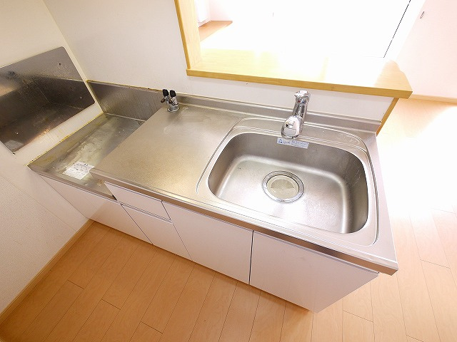 アルドールのキッチン|きれいなキッチンです