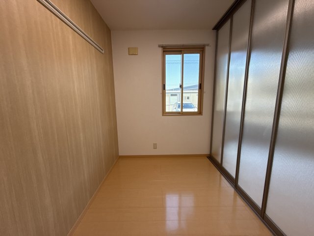 エクセル英賀保八十八　Ａ棟の子供部屋