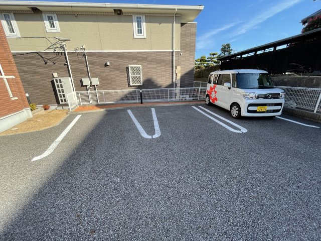 ルビンの駐車場