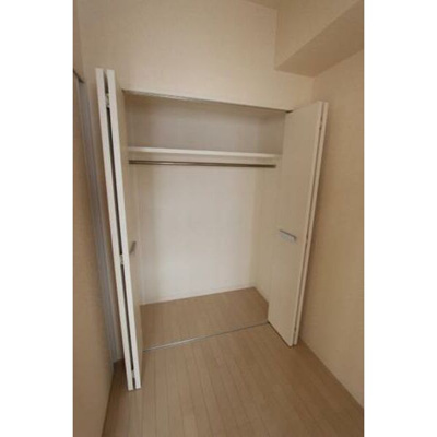 【収納】 | グリュックハイム山王公園前 | 別号室の写真になります。現況優先。