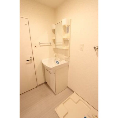 【洗面所】 | グリュックハイム山王公園前 | 別号室の写真になります。現況優先。